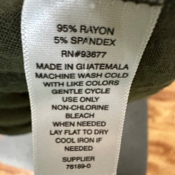 a.n.a Womens Top M V-Neck Flowy Bottom Wrap Detail Olive Green 3/4 Sleeve - Picture 5 of 5